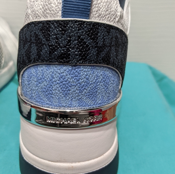 One left Size 9! Michael Kors Georgie Trainer Shoes - Picture 4 of 6